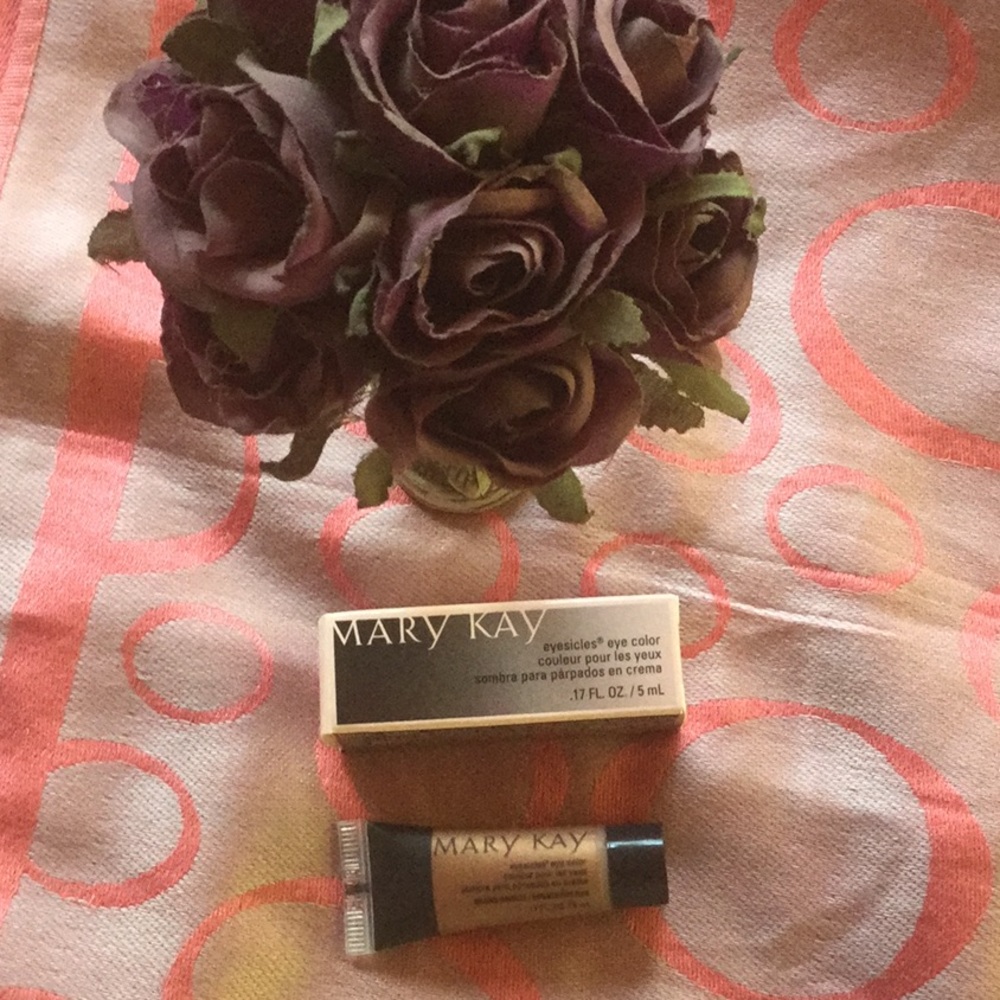 Mary Kay Eyesicles in Island Bronze
